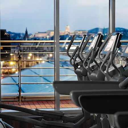 Crowne Plaza Budapest, an IHG Hotel 
