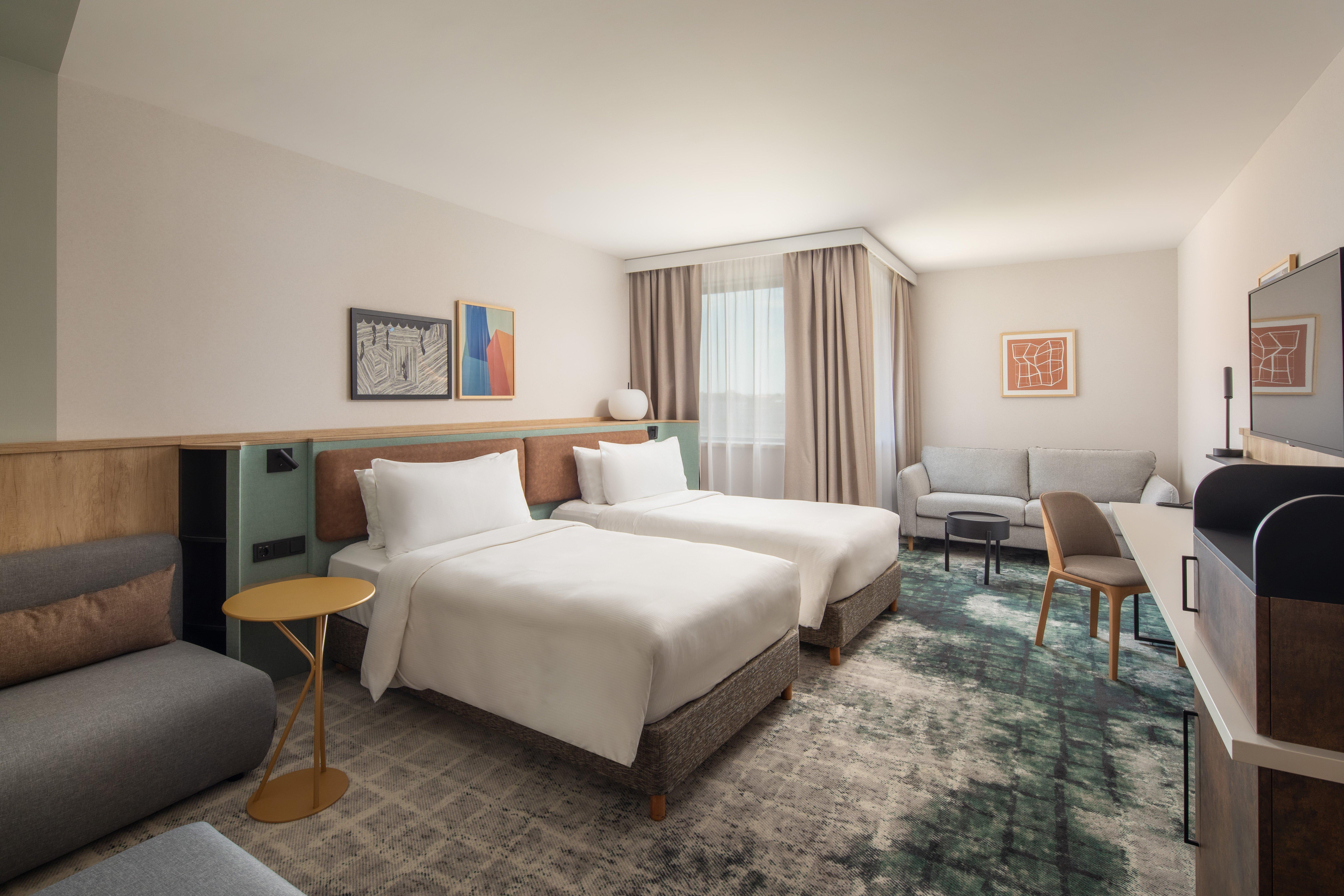 Crowne Plaza By Ihg Hotel Budapest