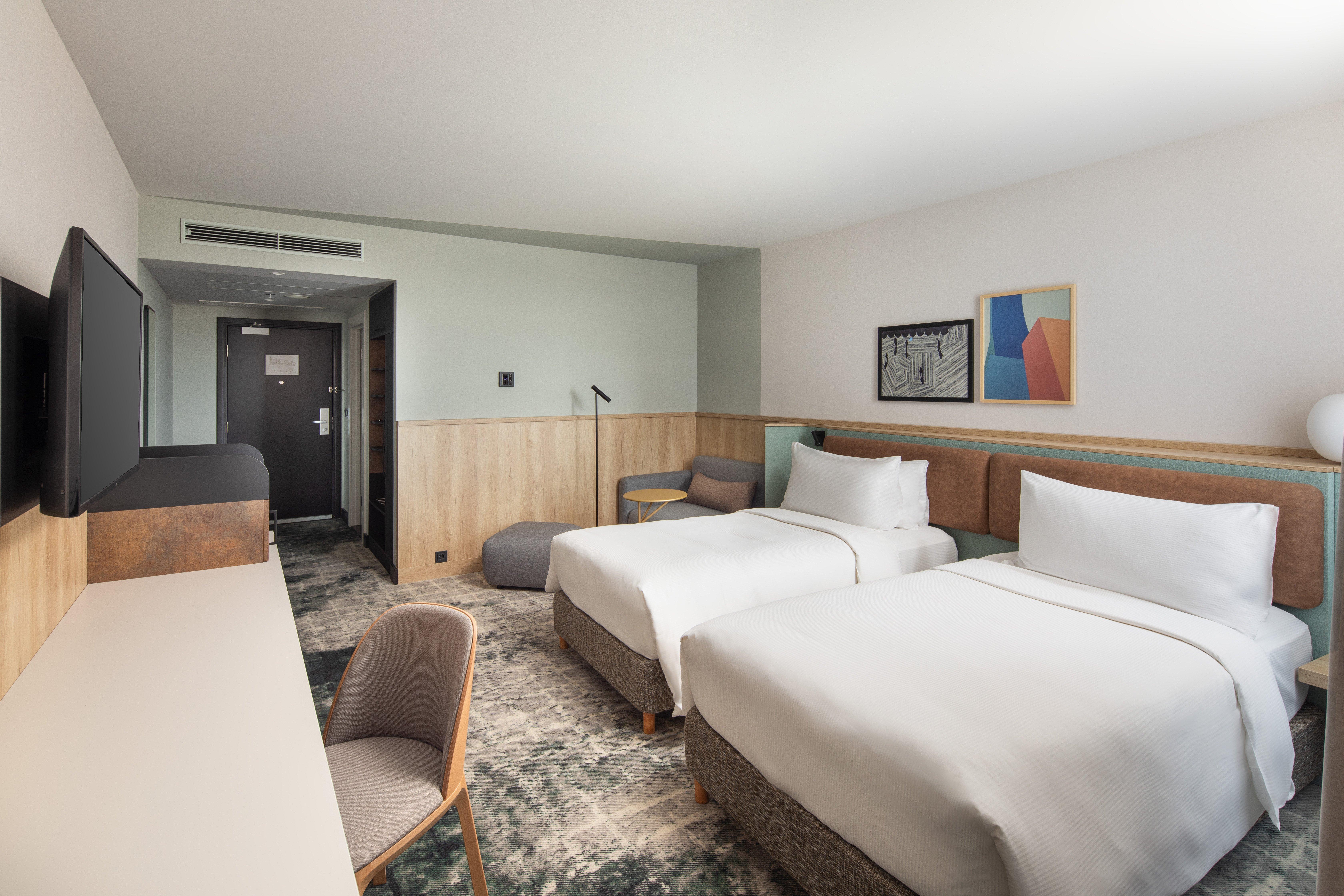 Crowne Plaza Budapest, An Ihg