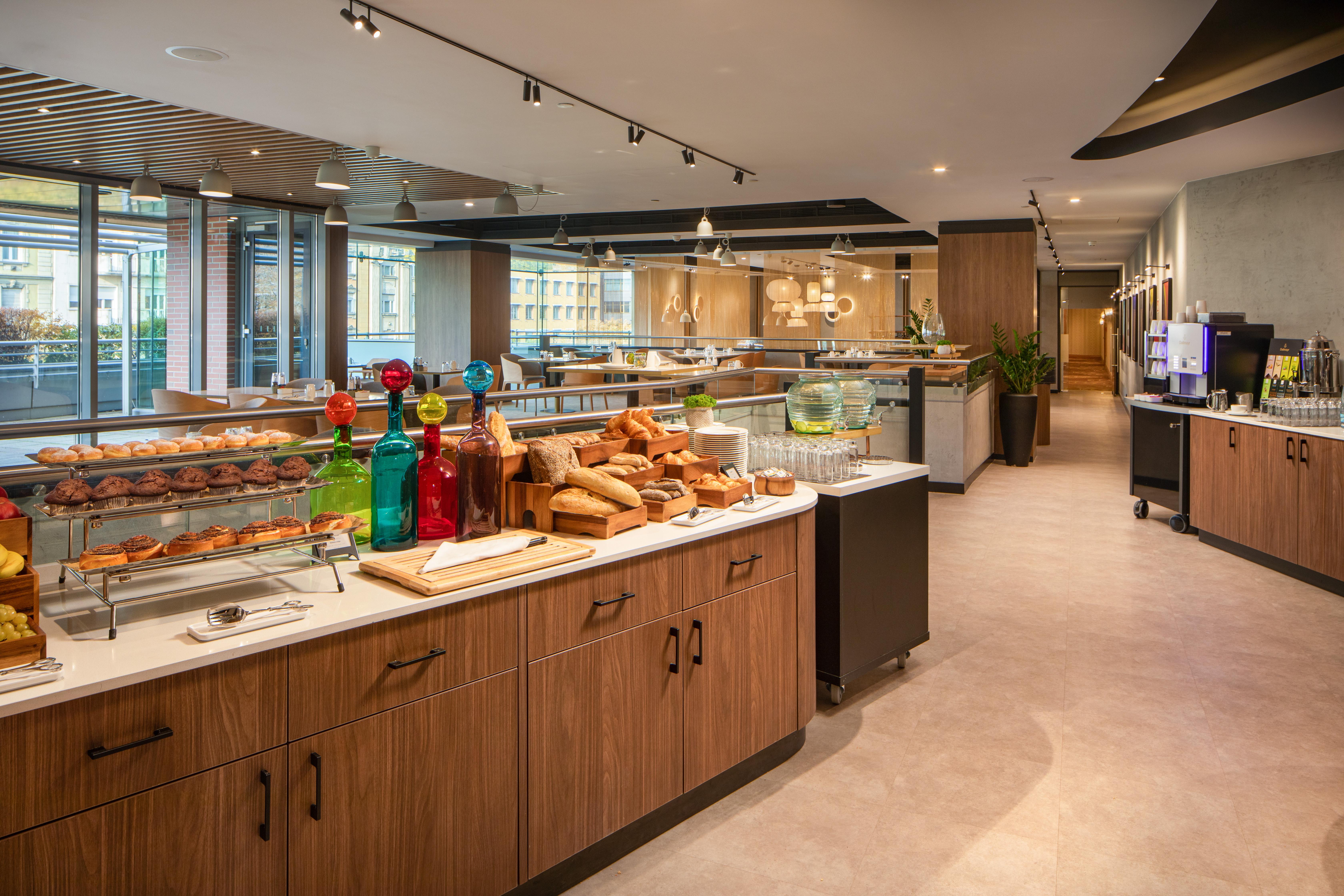 Hotel Crowne Plaza Budapest, An Ihg 4*